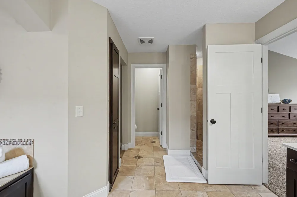 11665 Azure Court Inver Grove Heights, MN 55077