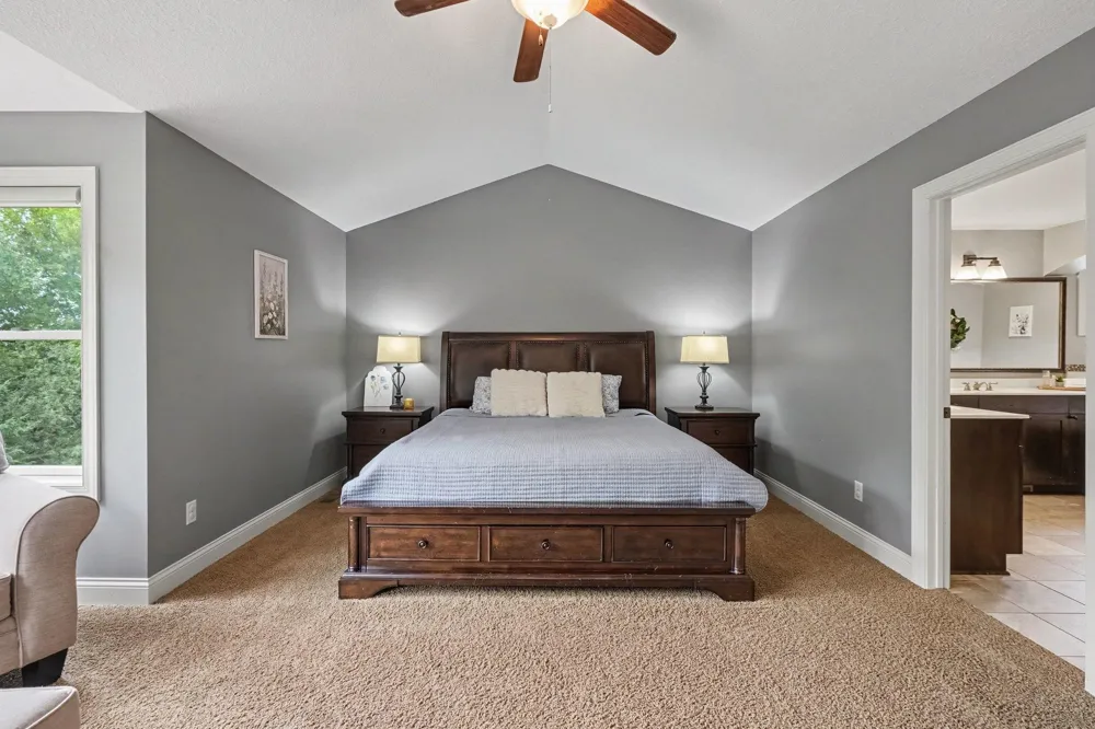11665 Azure Court Inver Grove Heights, MN 55077