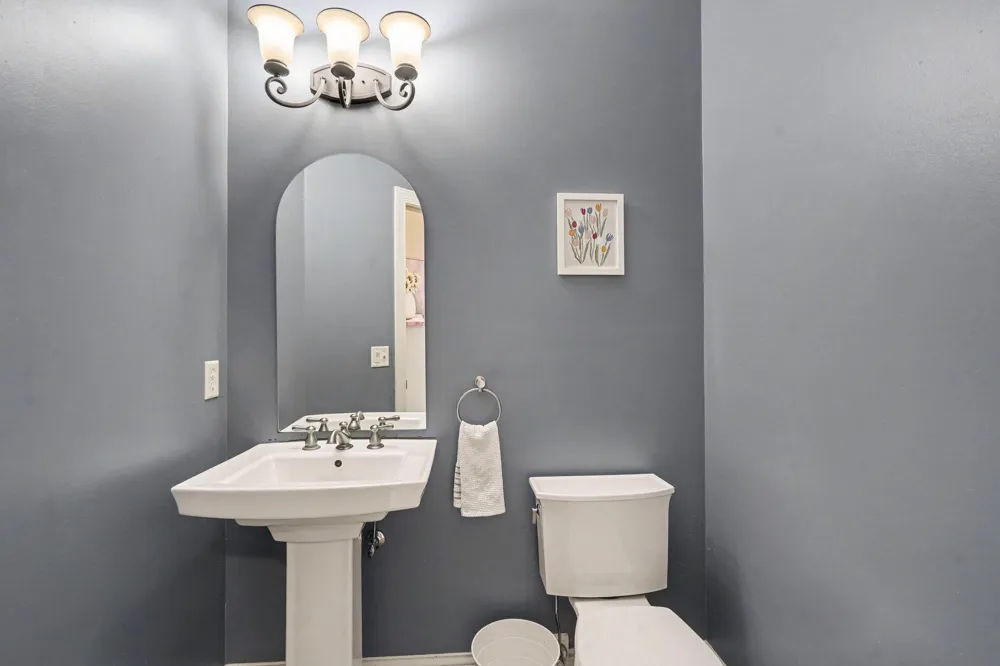 11665 Azure Court Inver Grove Heights, MN 55077