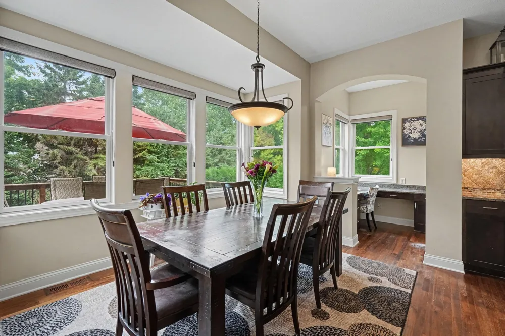 11665 Azure Court Inver Grove Heights, MN 55077