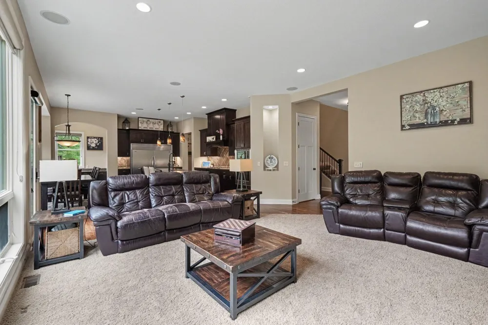 11665 Azure Court Inver Grove Heights, MN 55077