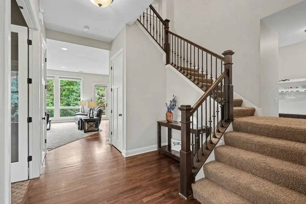 11665 Azure Court Inver Grove Heights, MN 55077