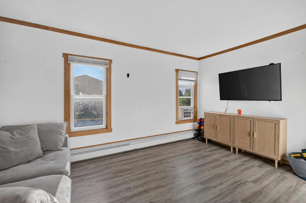 540 2nd Avenue NW Plainview, MN 55964