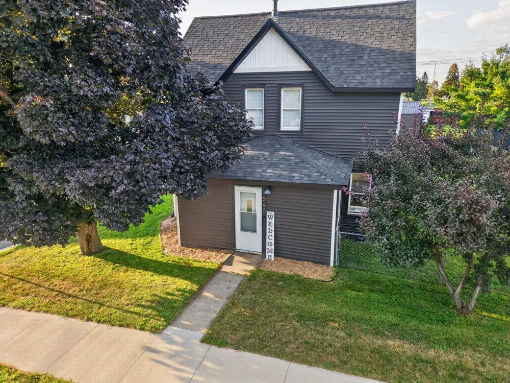 540 2nd Avenue NW Plainview, MN 55964