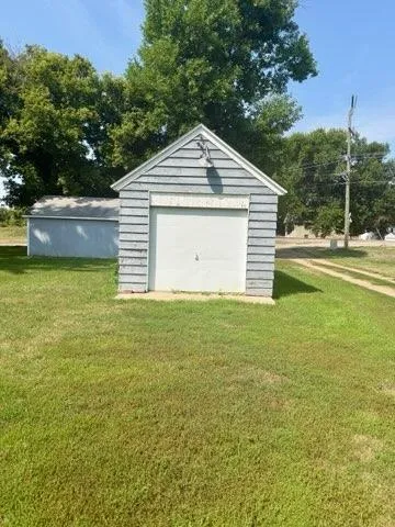 205 9th Avenue E Lisbon, ND 58054