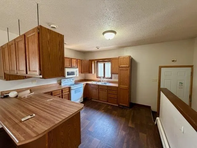 205 9th Avenue E Lisbon, ND 58054