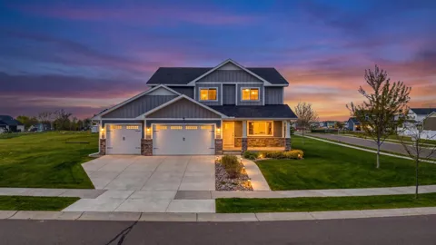 11556 Lakewood Court NE