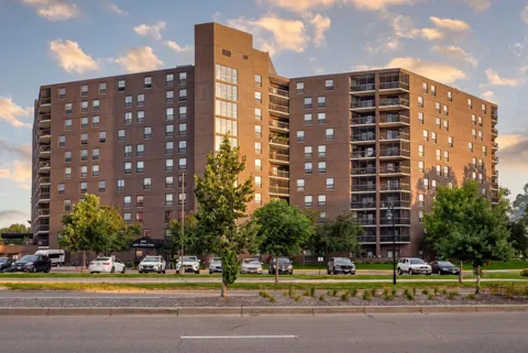 6615 Lake Shore Drive S #707