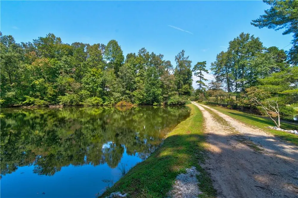434 Mill Creek Drive Dawsonville, GA 30534