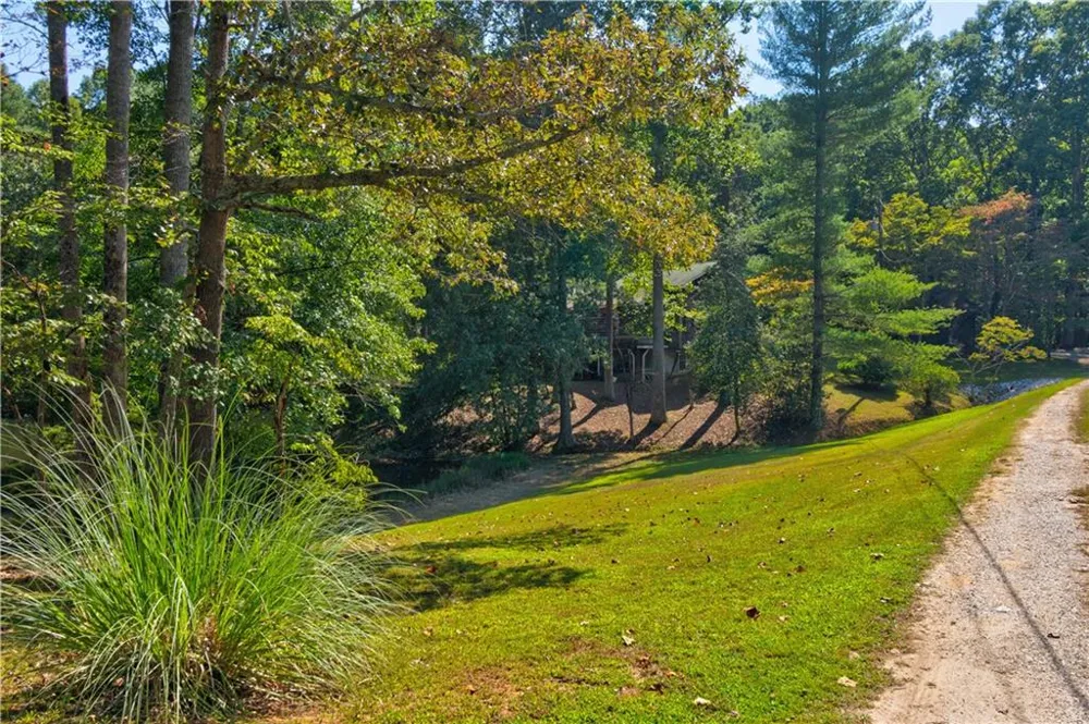 434 Mill Creek Drive Dawsonville, GA 30534