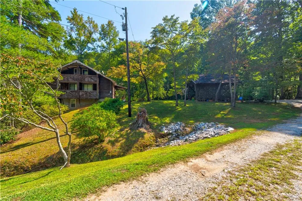434 Mill Creek Drive Dawsonville, GA 30534