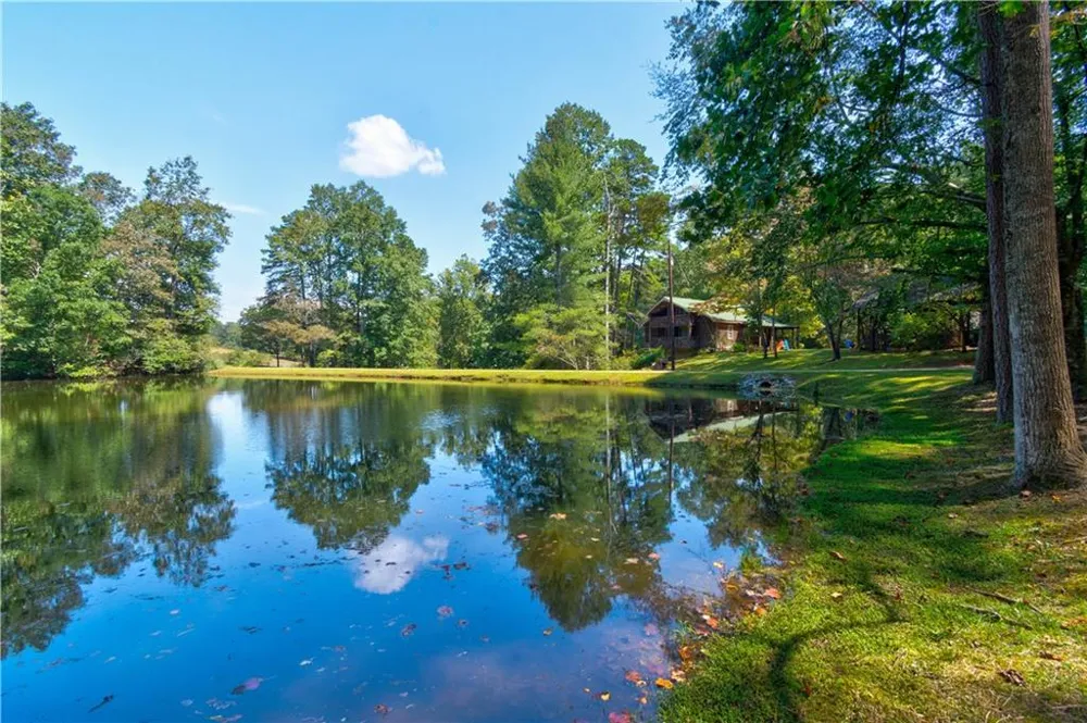 434 Mill Creek Drive Dawsonville, GA 30534