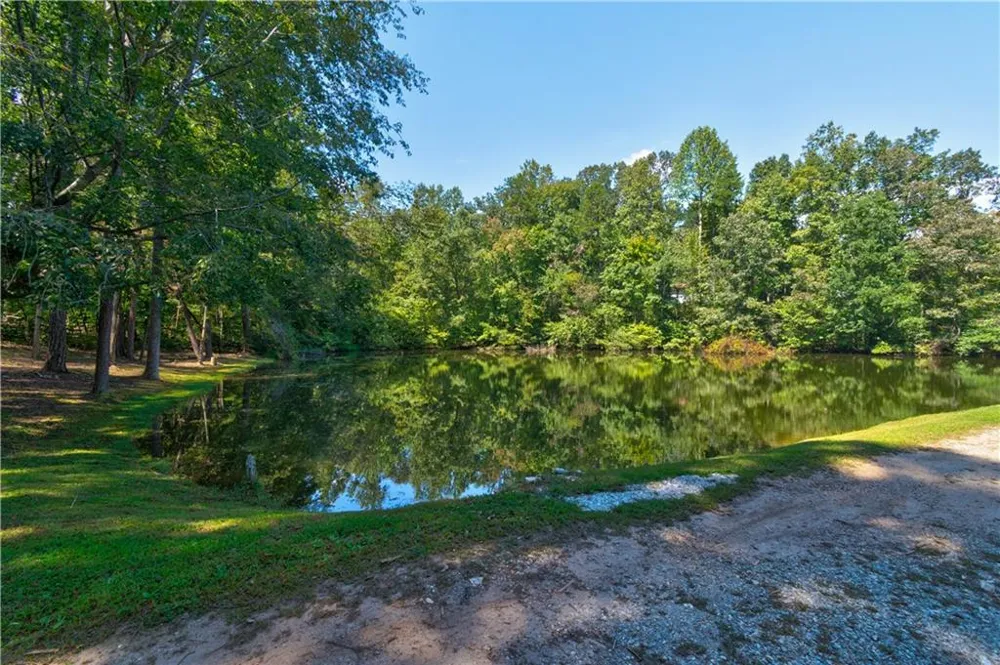 434 Mill Creek Drive Dawsonville, GA 30534