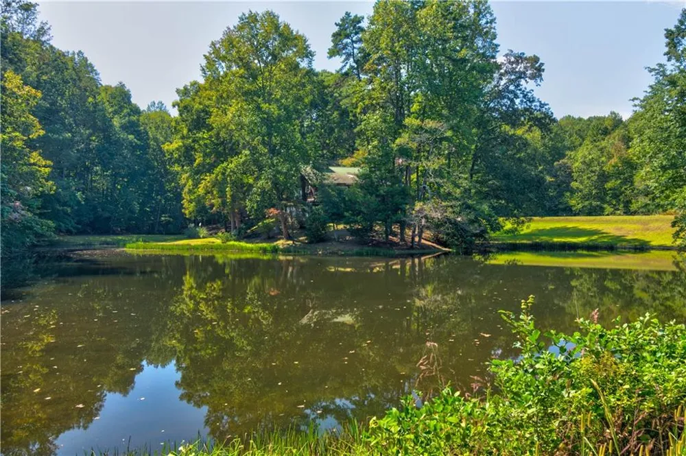 434 Mill Creek Drive Dawsonville, GA 30534