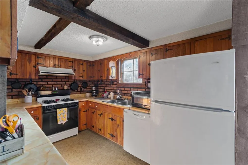 434 Mill Creek Drive Dawsonville, GA 30534