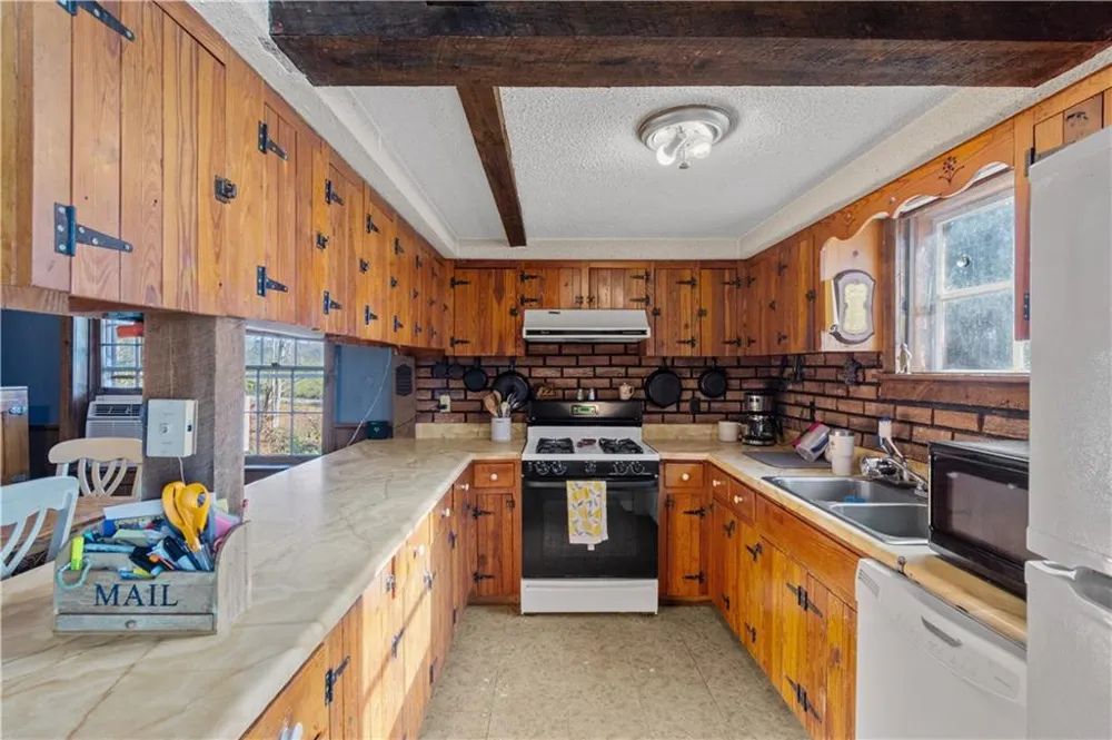 434 Mill Creek Drive Dawsonville, GA 30534
