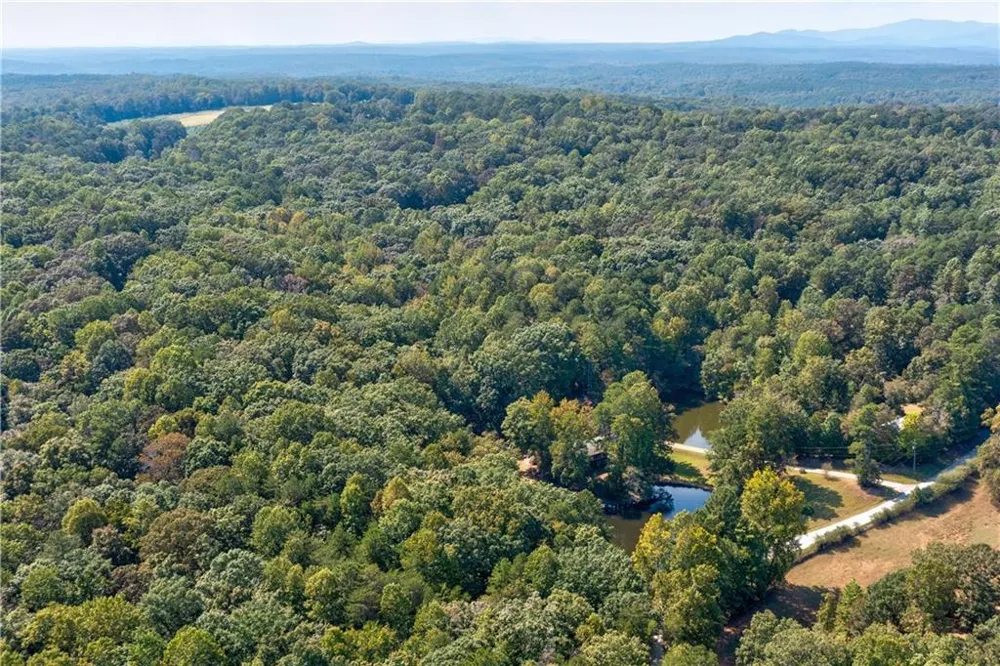 434 Mill Creek Drive Dawsonville, GA 30534