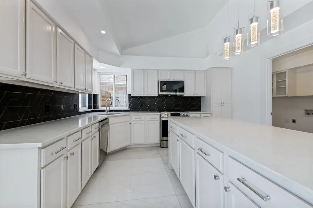 201 Rainbow Circle Rockwall, TX 75032