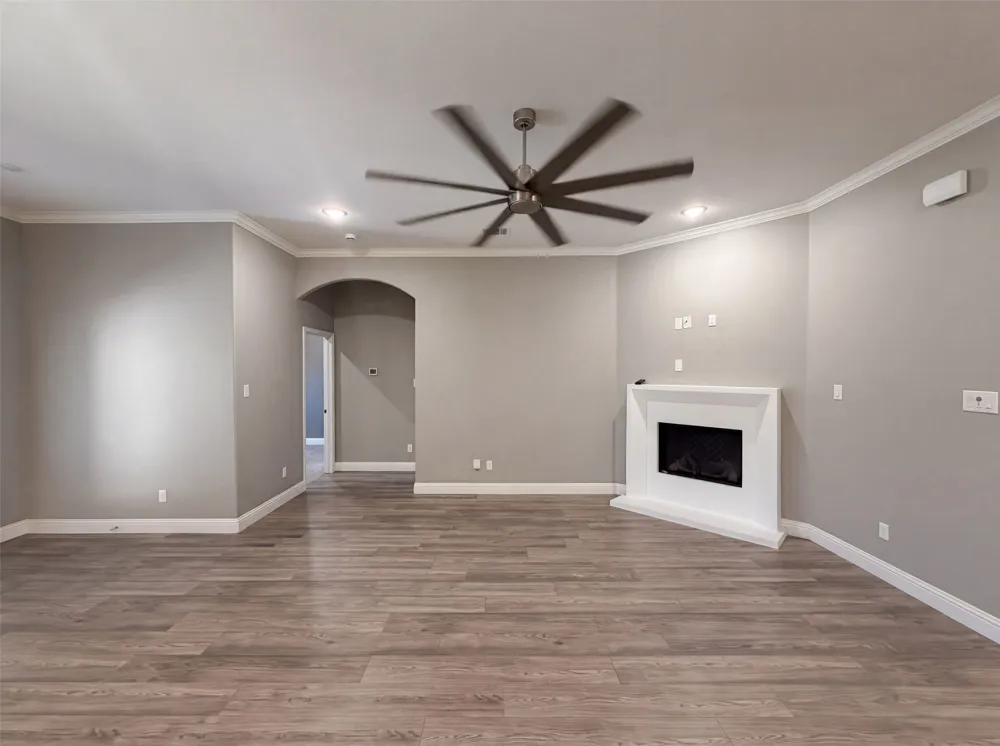 8912 Holt Street Lakeside, TX 76135