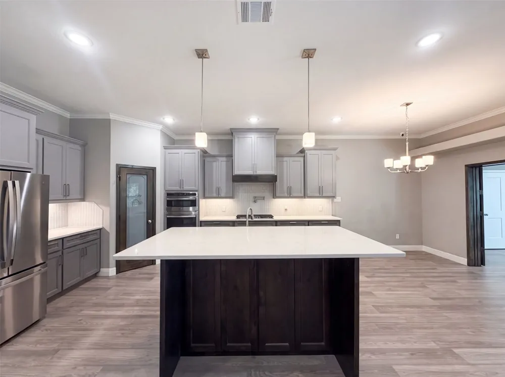8912 Holt Street Lakeside, TX 76135