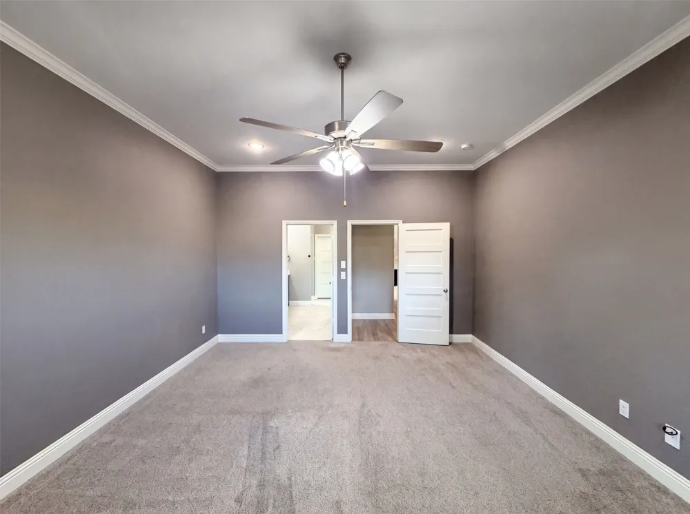 8912 Holt Street Lakeside, TX 76135