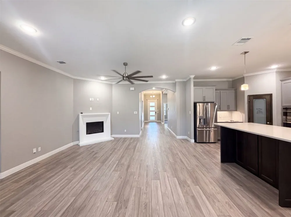 8912 Holt Street Lakeside, TX 76135