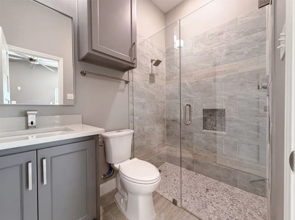 8912 Holt Street Lakeside, TX 76135