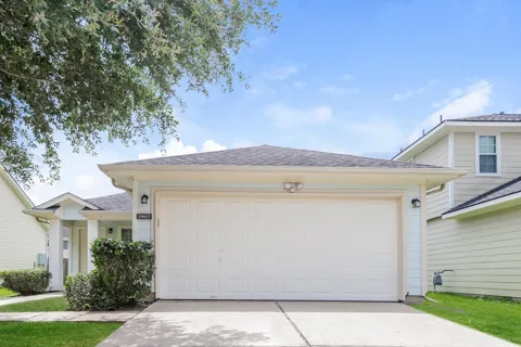 19615 Plantation Tree Court