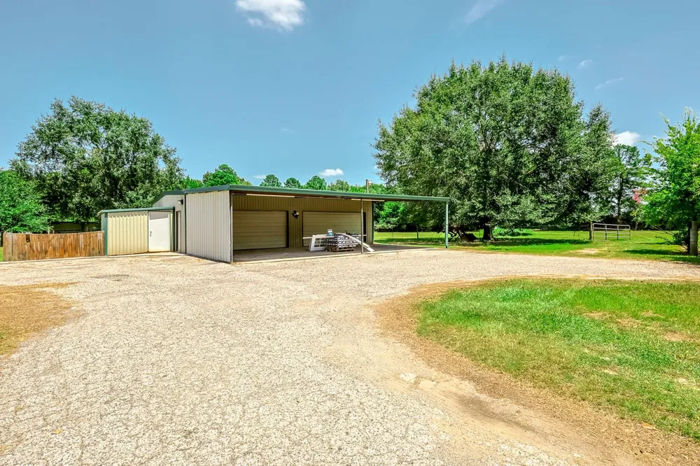 1066 Tafelski Road New Waverly, TX 77358