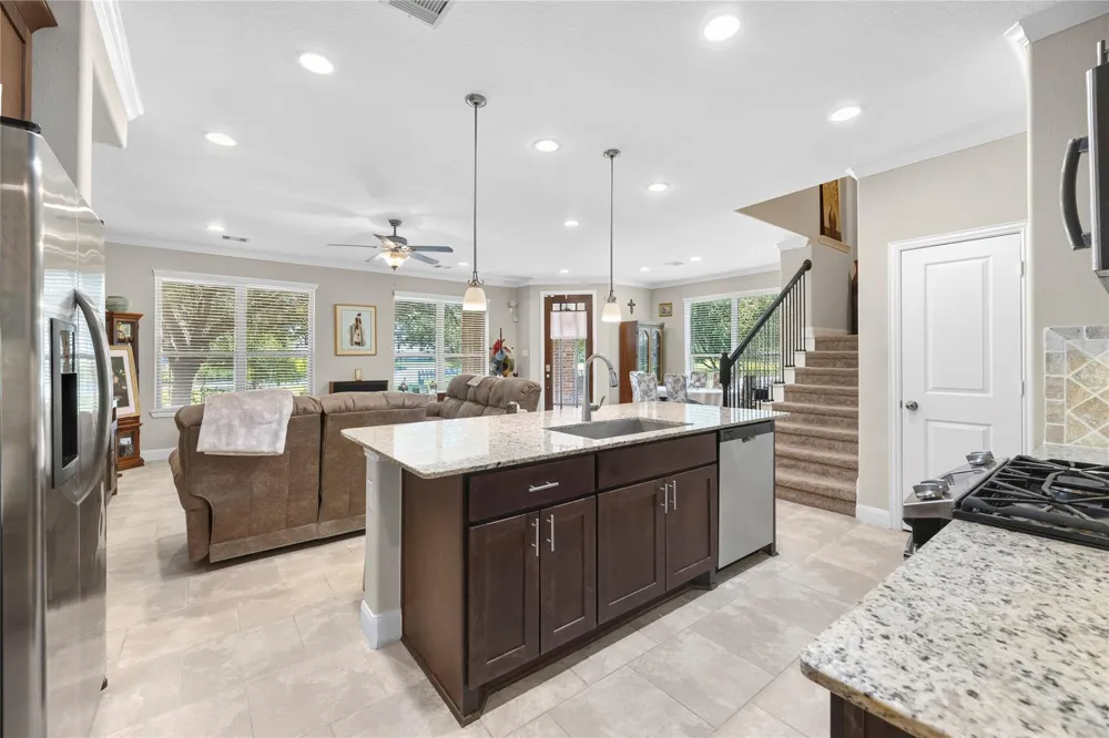 403 Marina View Drive Webster, TX 77598