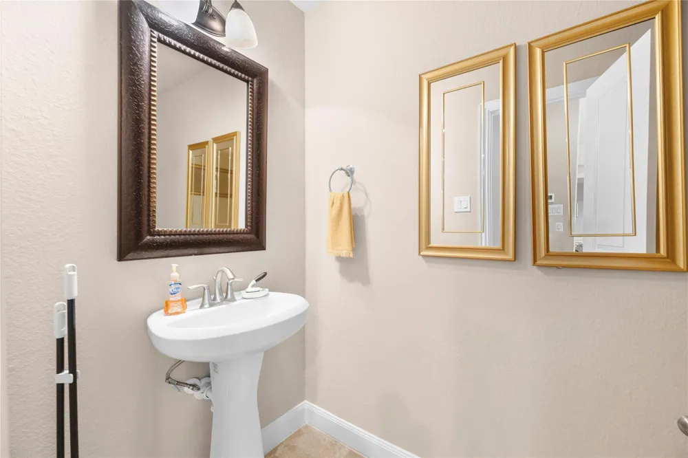 403 Marina View Drive Webster, TX 77598