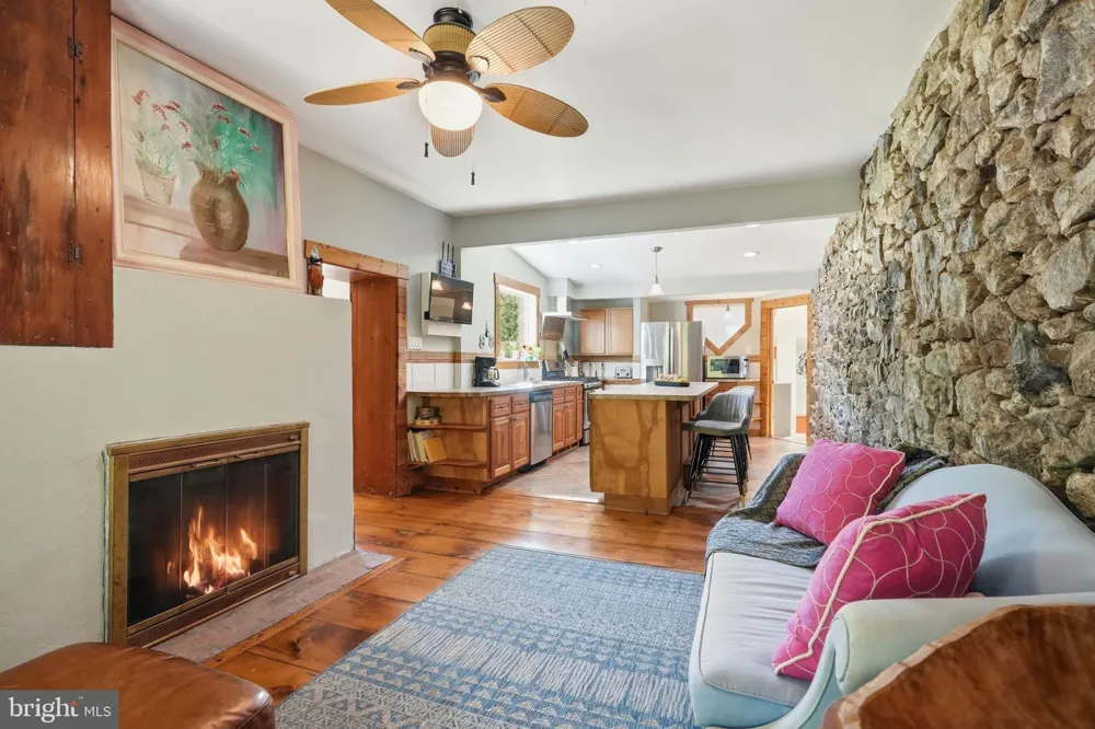 277 W BALTIMORE PIKE Media, PA 19063