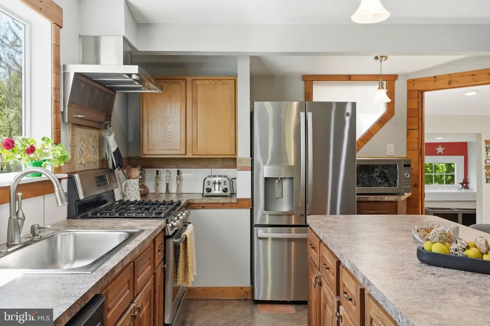 277 W BALTIMORE PIKE Media, PA 19063