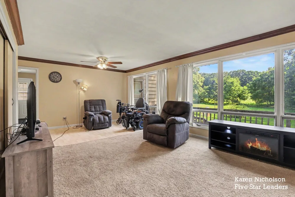 7950 96th Street SE Alto, MI 49302