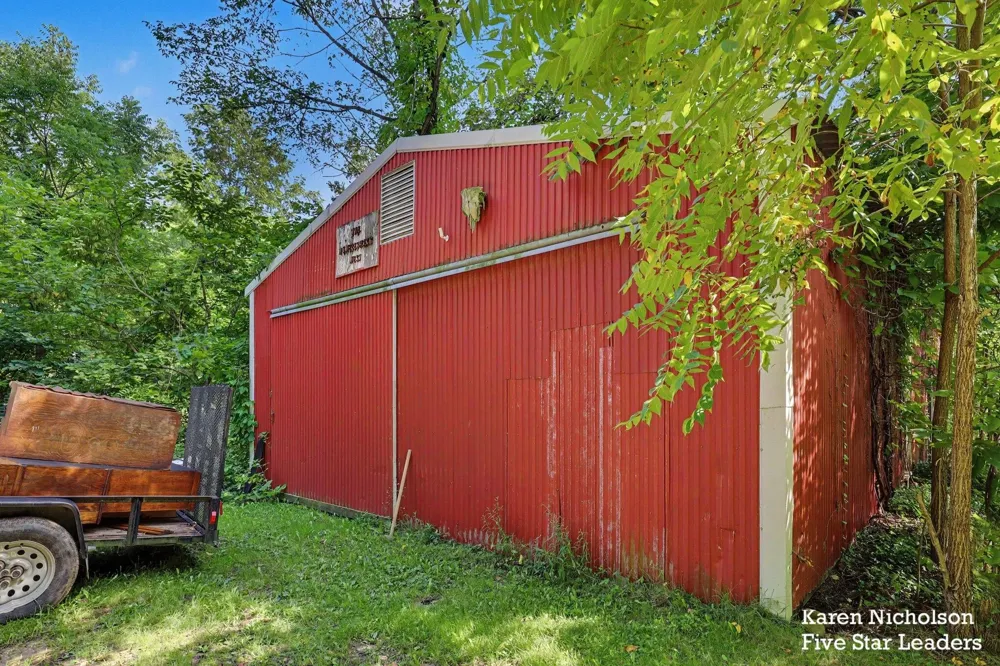 7950 96th Street SE Alto, MI 49302