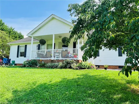 124 Glenhaven Way