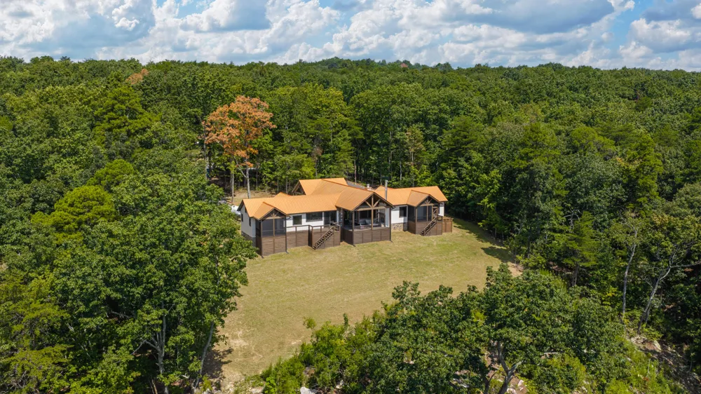 415 County Road 844 Mentone, AL 35984