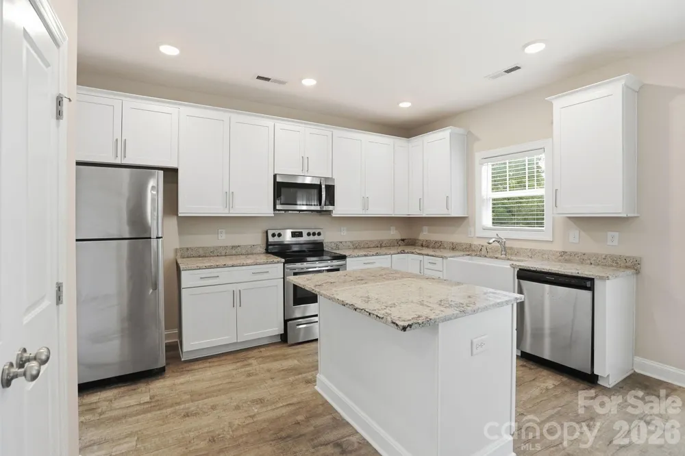 235 Brook Avenue SE Concord, NC 28025