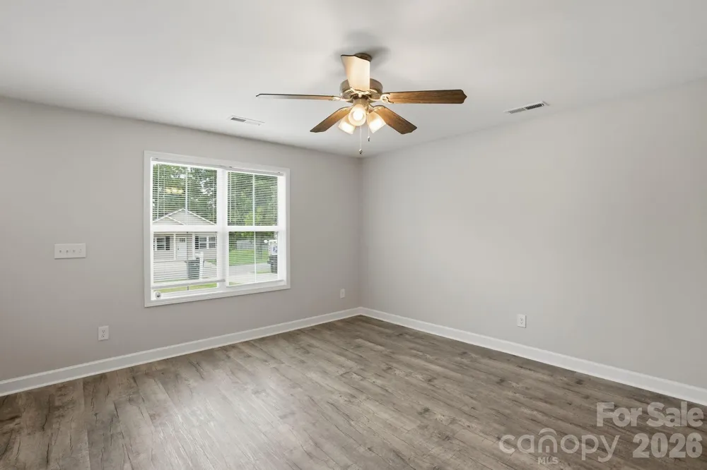 235 Brook Avenue SE Concord, NC 28025