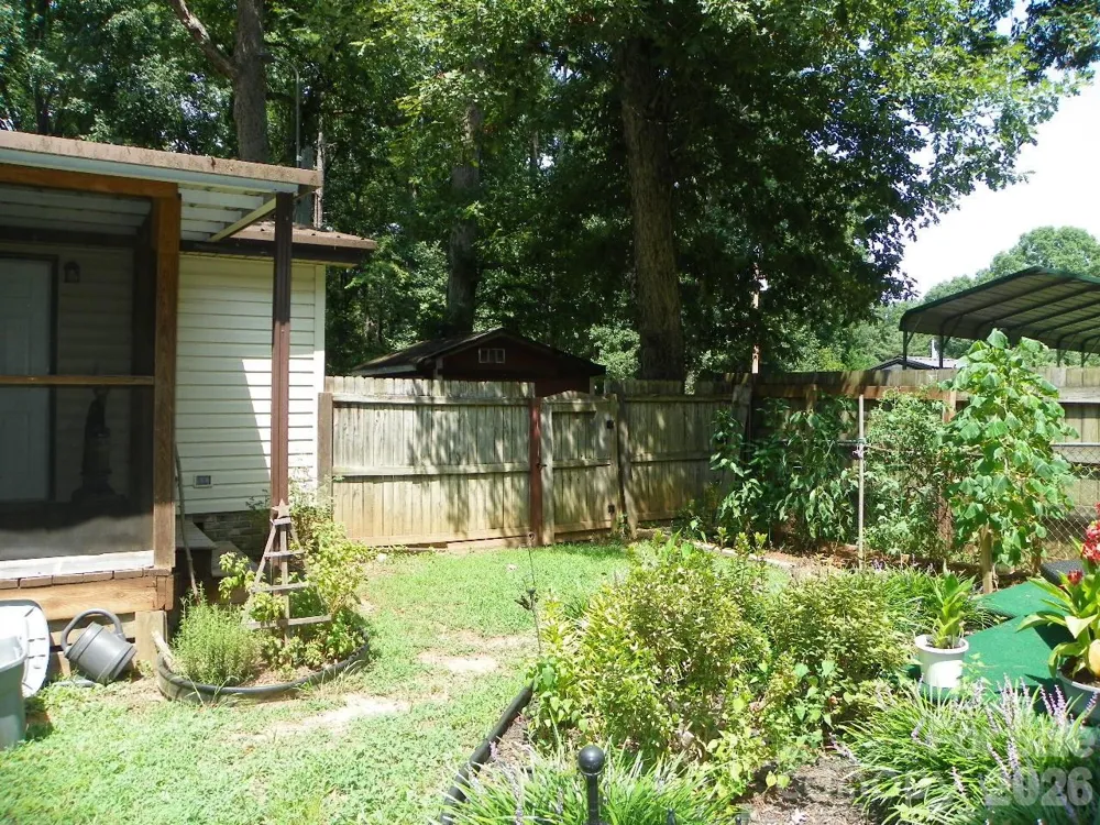 162 Fifth Avenue New London, NC 28127