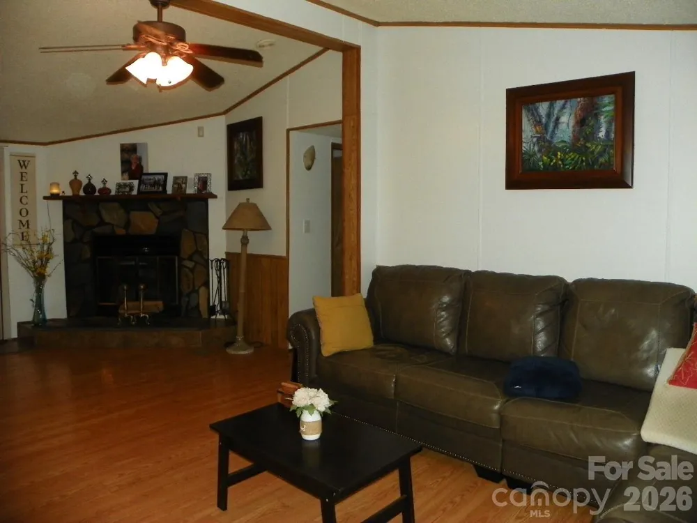 162 Fifth Avenue New London, NC 28127