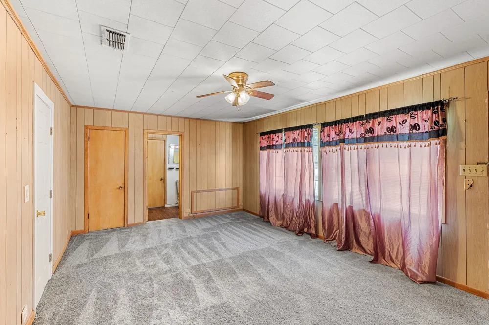 115 College Rosebud, TX 76570
