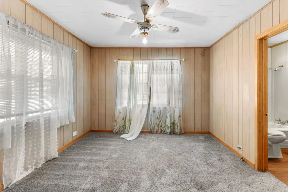 115 College Rosebud, TX 76570