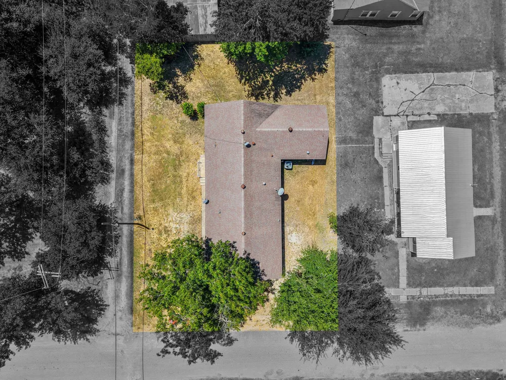 115 College Rosebud, TX 76570