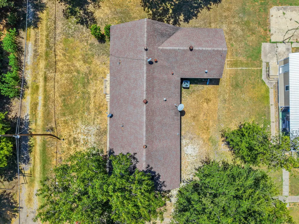 115 College Rosebud, TX 76570