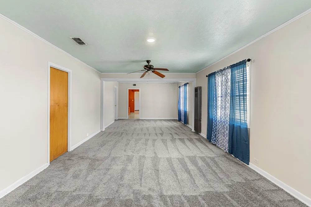115 College Rosebud, TX 76570