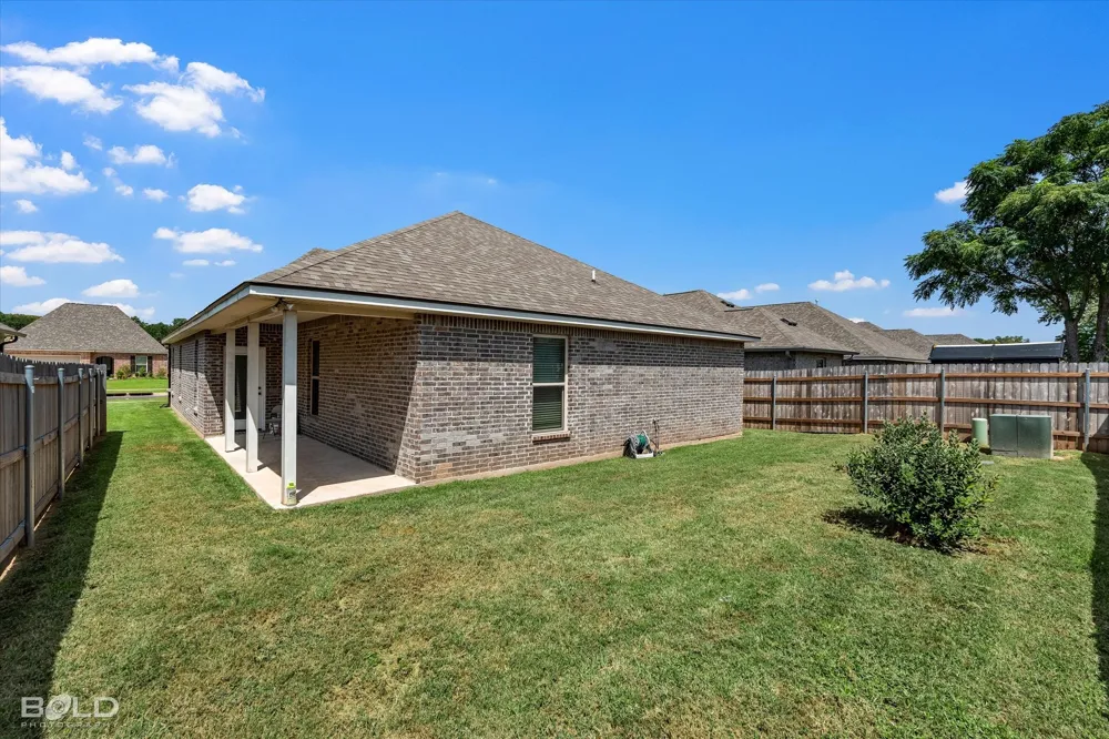 740 Crozier Drive Bossier City, LA 71111
