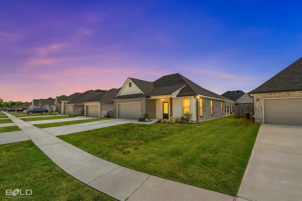 740 Crozier Drive Bossier City, LA 71111