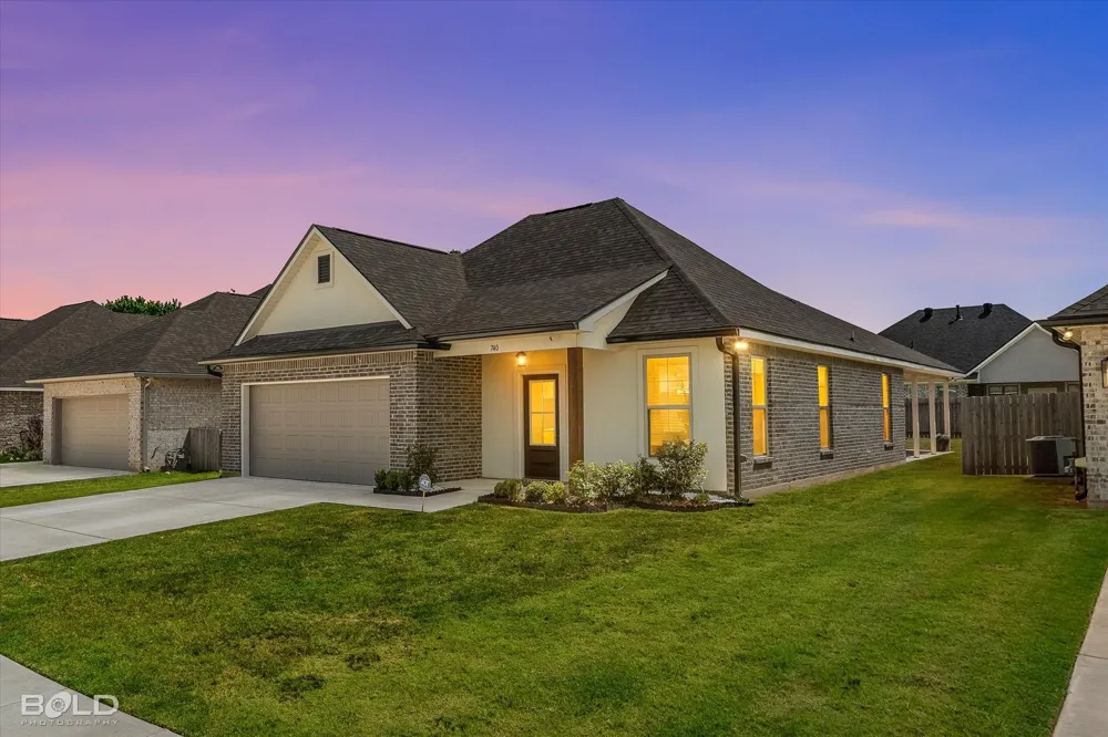 740 Crozier Drive Bossier City, LA 71111