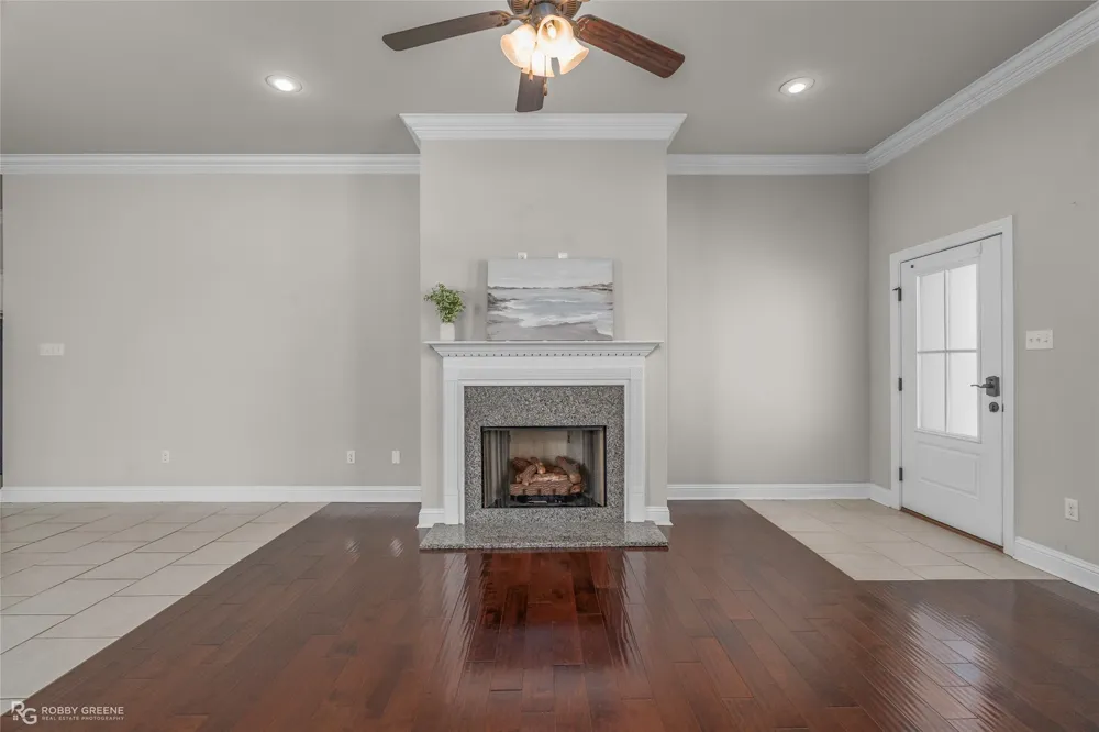 1576 Riverview Lane Shreveport, LA 71104